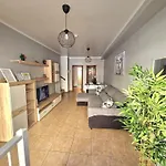 Apartamento Spacious Independent Next The Airport - Sea *