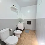 Apartamento Spacious Independent Next The Airport - Sea *