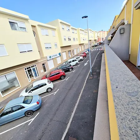 Διαμέρισμα Spacious Independent Next The Airport - Sea